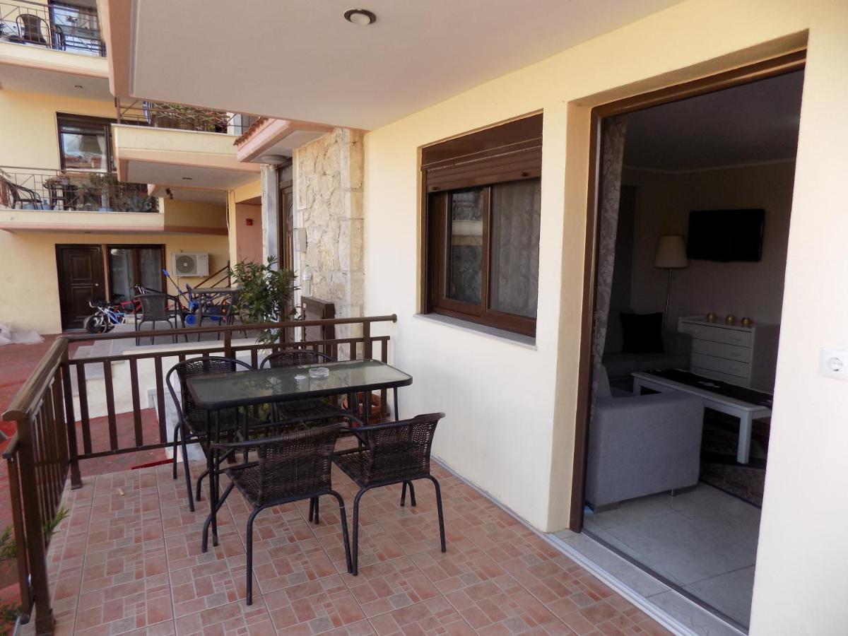 Elzaf2 Apartment Афитос Екстериор снимка